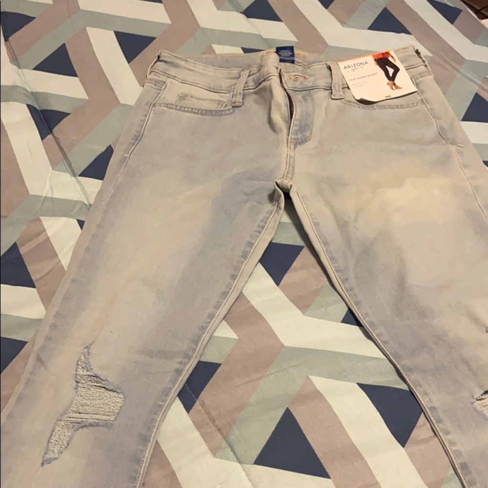Brand new Arizona jeans
